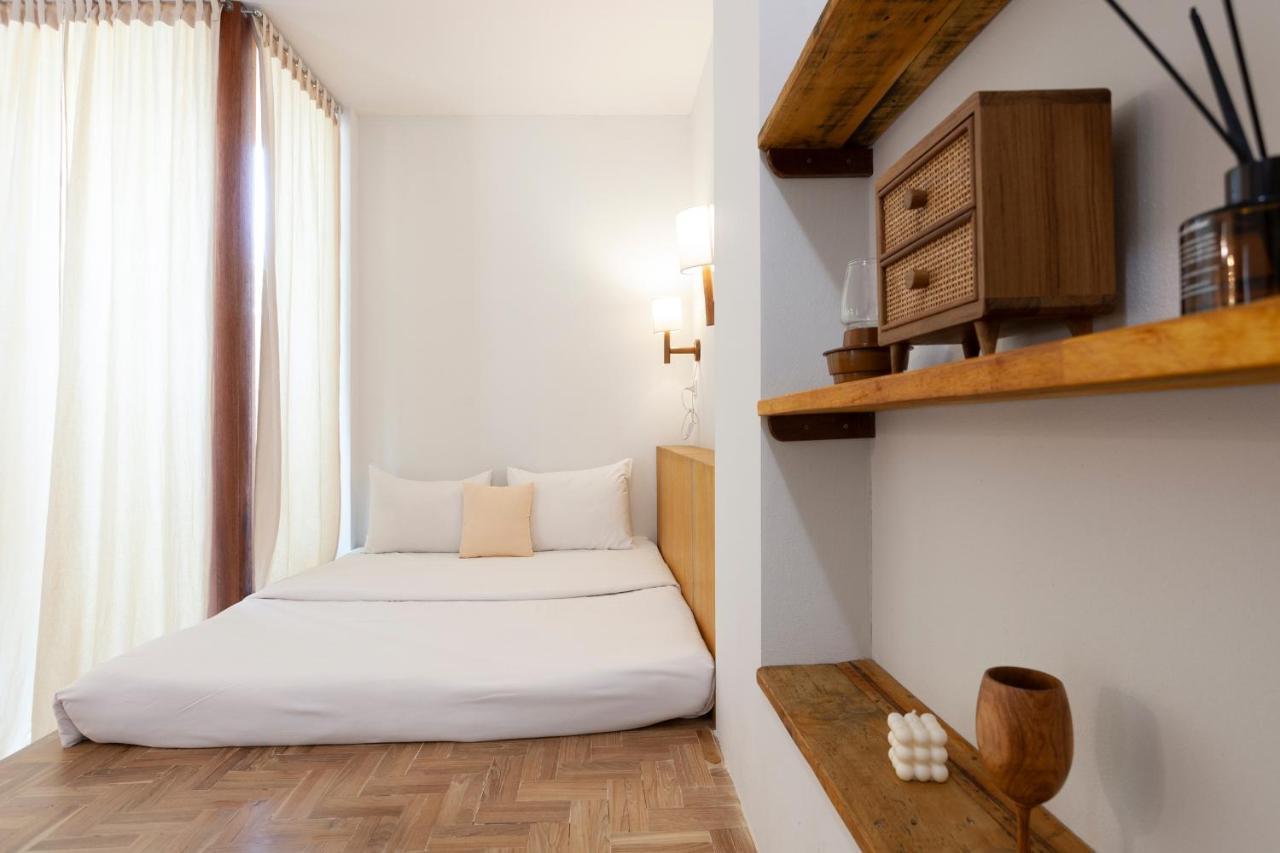 Paper Plane Cnx Bed and Breakfast Τσιάνγκ Μάι Εξωτερικό φωτογραφία