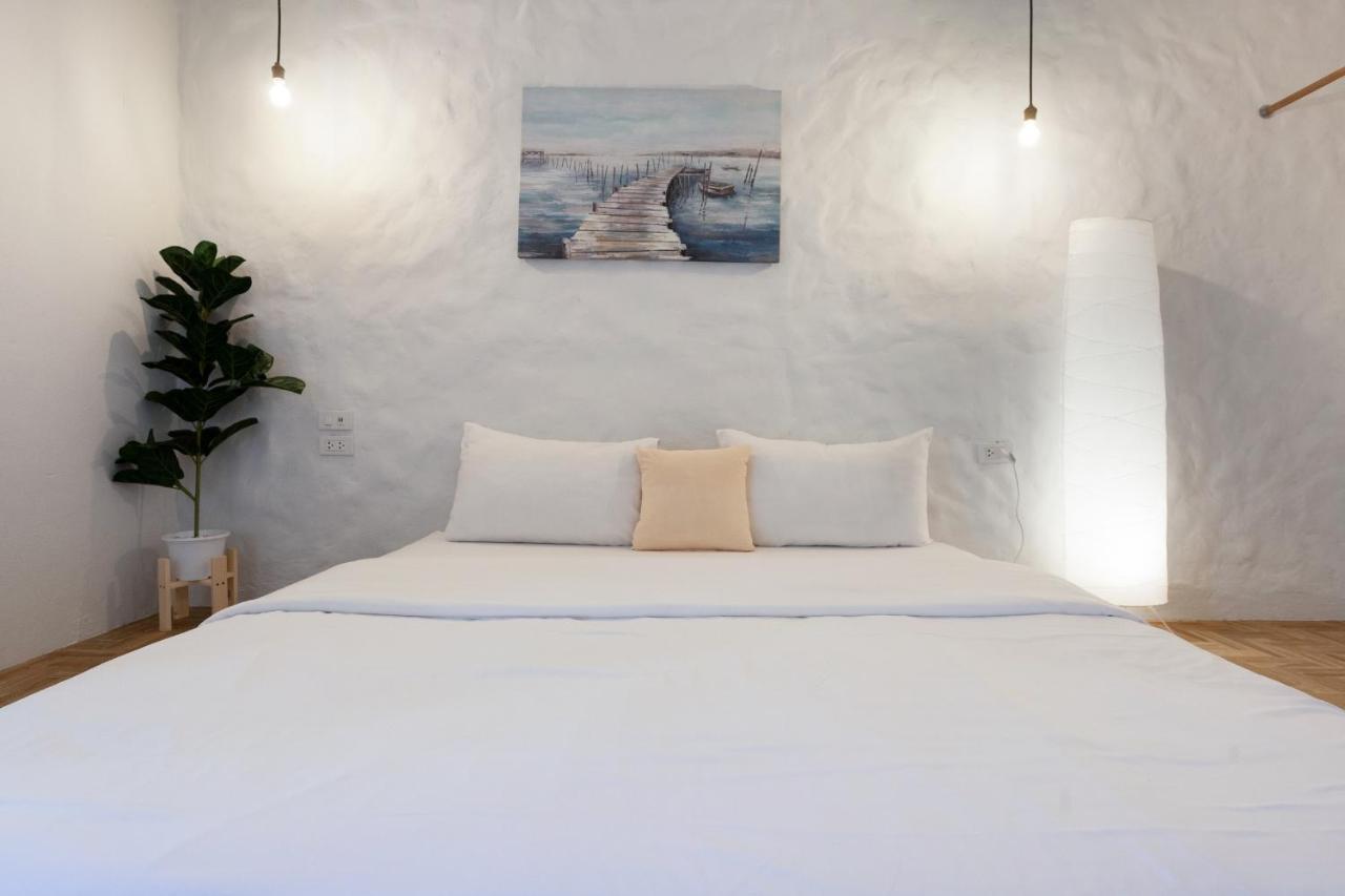 Paper Plane Cnx Bed and Breakfast Τσιάνγκ Μάι Εξωτερικό φωτογραφία